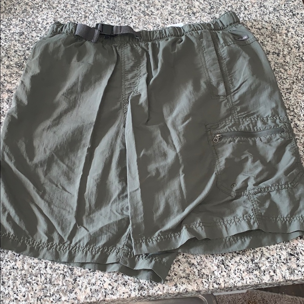 Columbia netted shorts